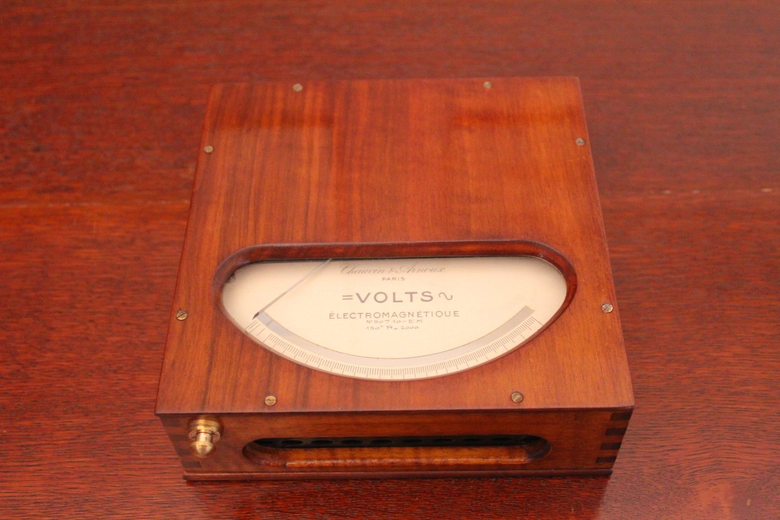 Chauvin & Arnoux Voltmetre 1