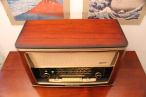 Graetz Sinfonia 4R211 10