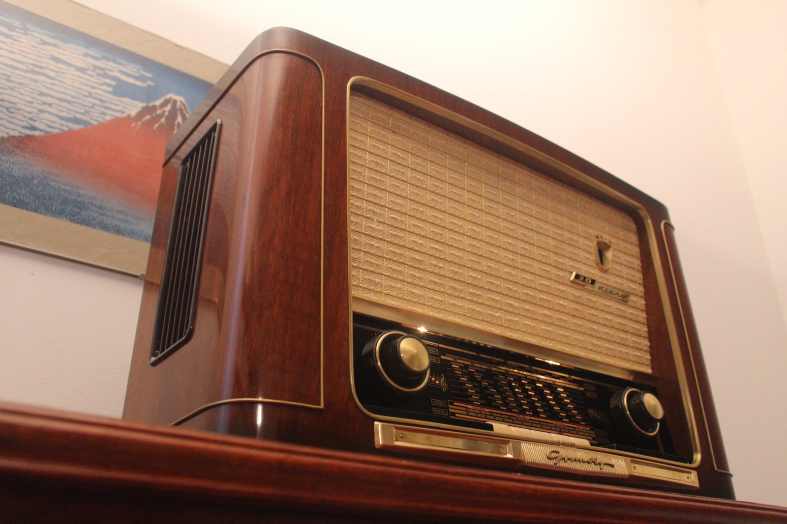 Grundig 2043W 3D 13