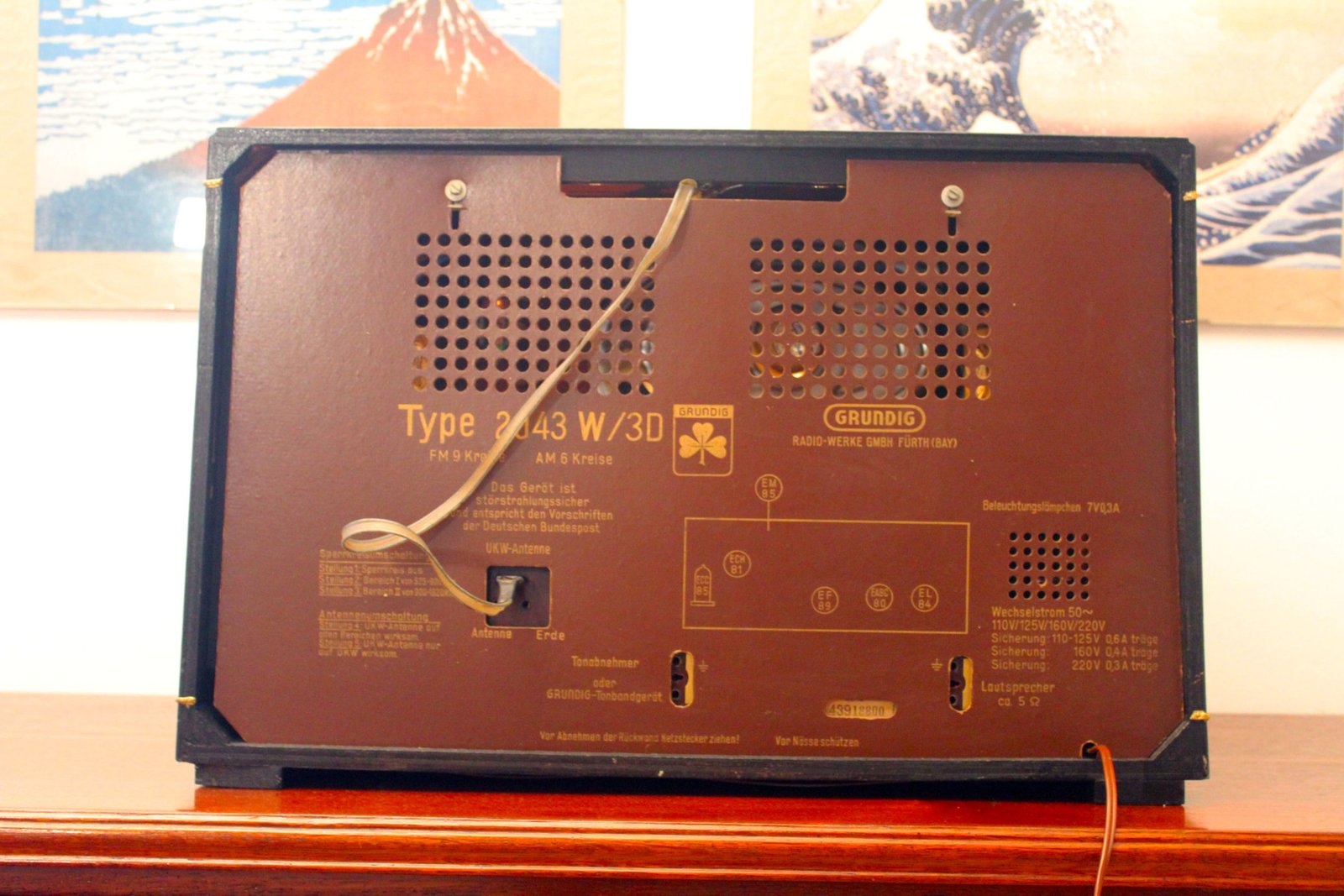 Grundig 2043W 3D 16